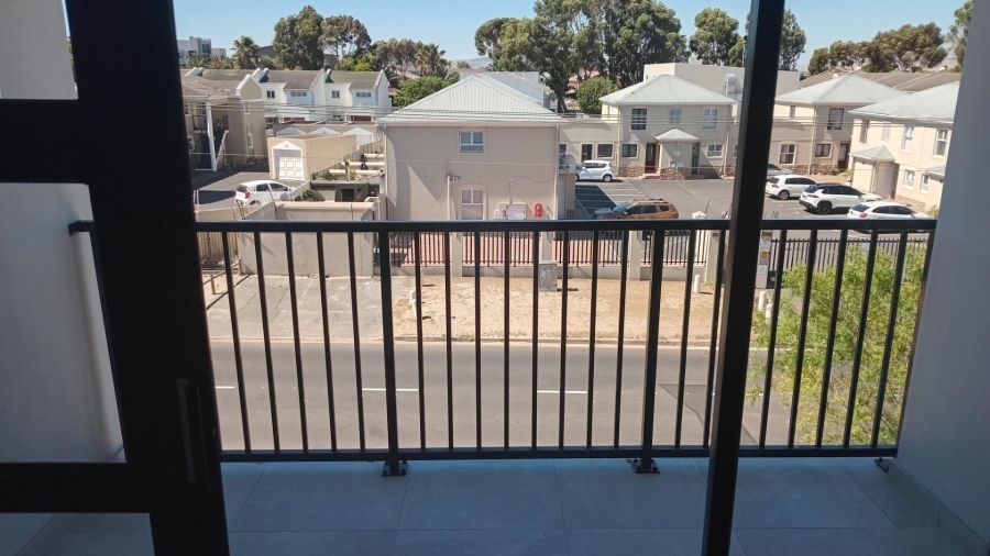 2 Bedroom Property for Sale in Table View Western Cape